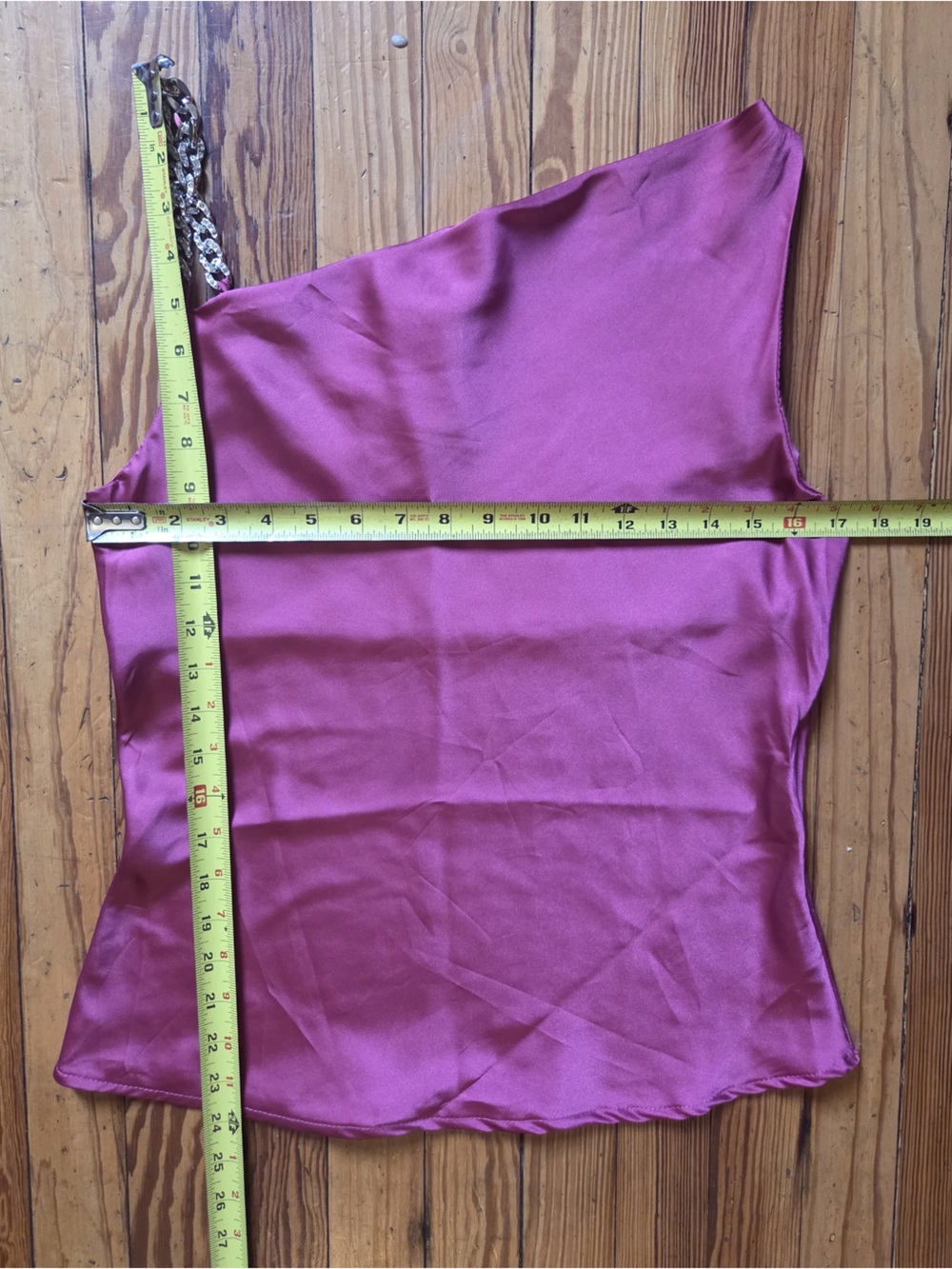Rinascimento Magenta One-Shoulder Satin Camisole with Chain Strap - Picture 3 of 4